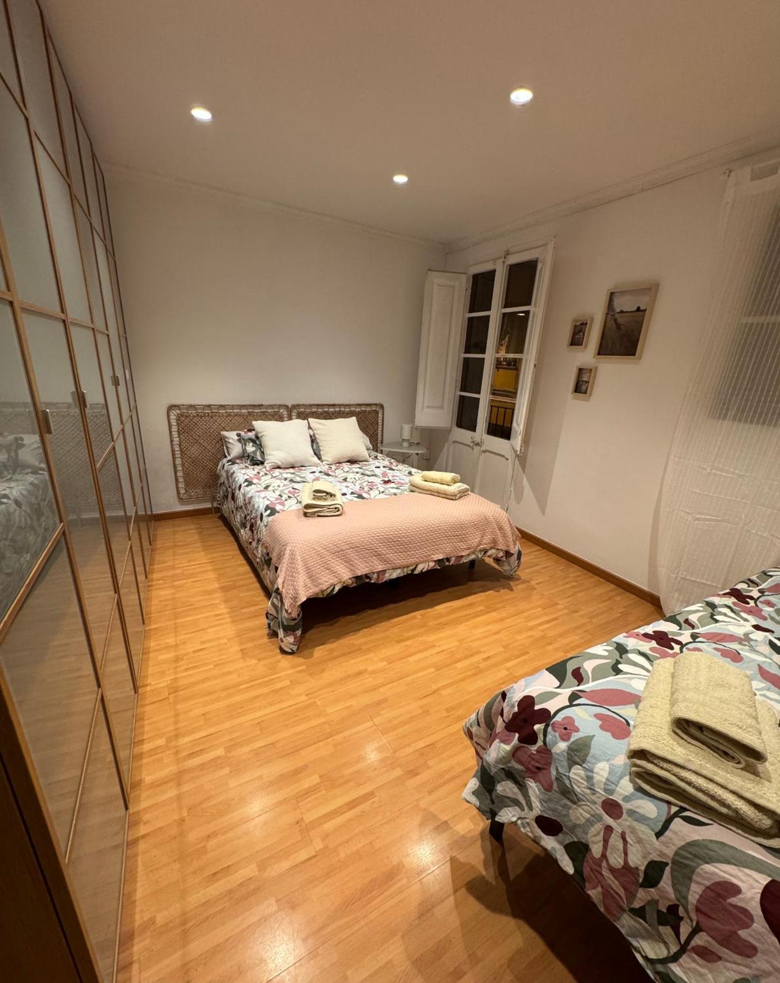 Acogedor Piso En Barcelona Apartment Exterior photo
